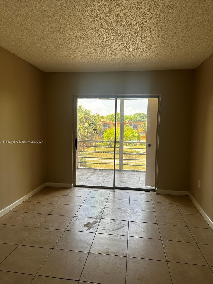 4324 NW 9th Ave # 3A, Deerfield Beach FL 33064 photo 4