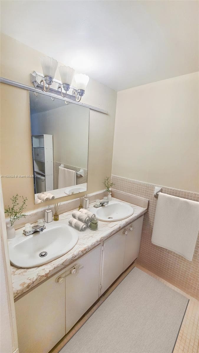 7410 SW 82nd St # K211, Miami FL 33143 photo 5