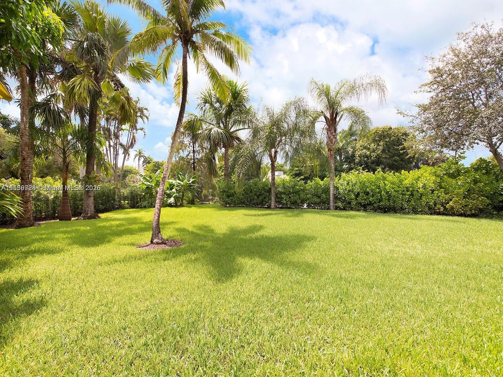 11140 Griffing Blvd, Biscayne Park FL 33161 photo 2