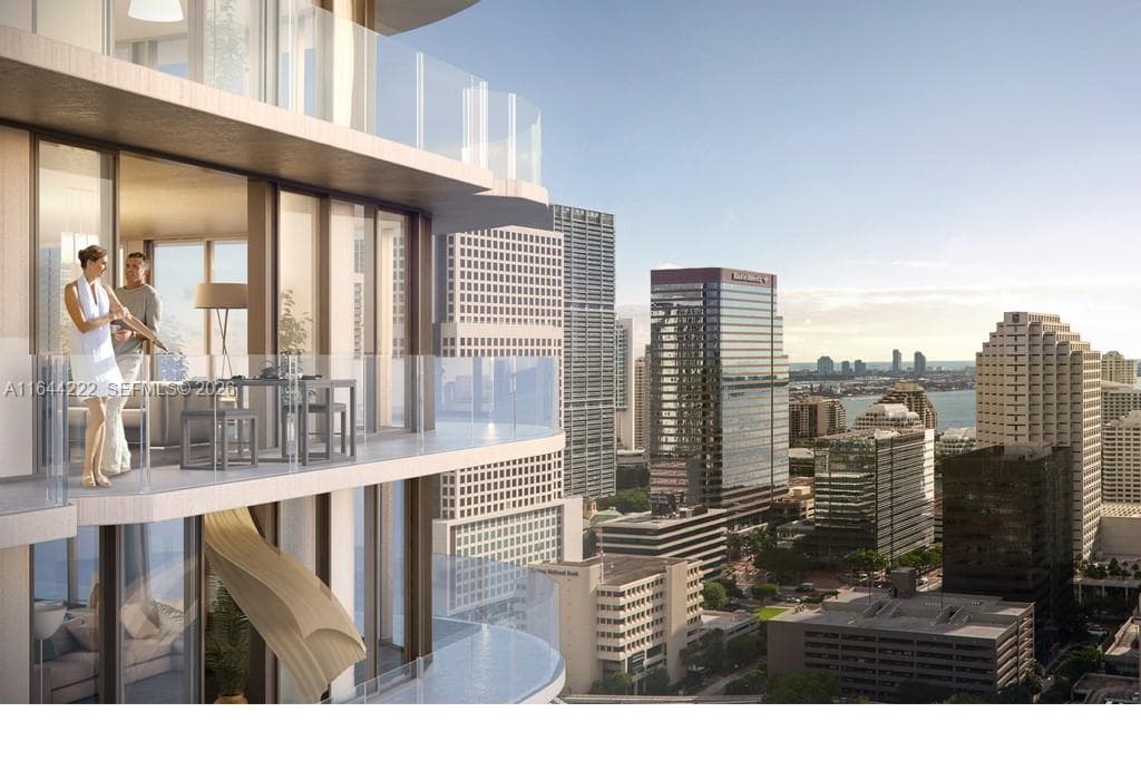 45 SW 9th St # 1005, Miami FL 33130 photo 3