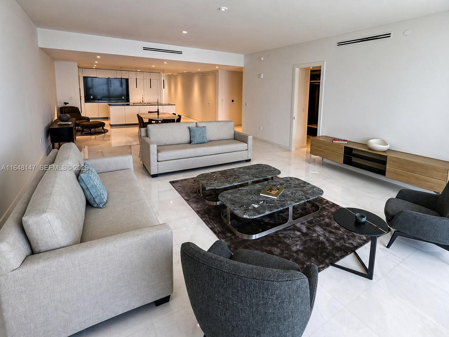 300 Biscayne Blvd Way # 4604, Miami FL 33131 photo 3