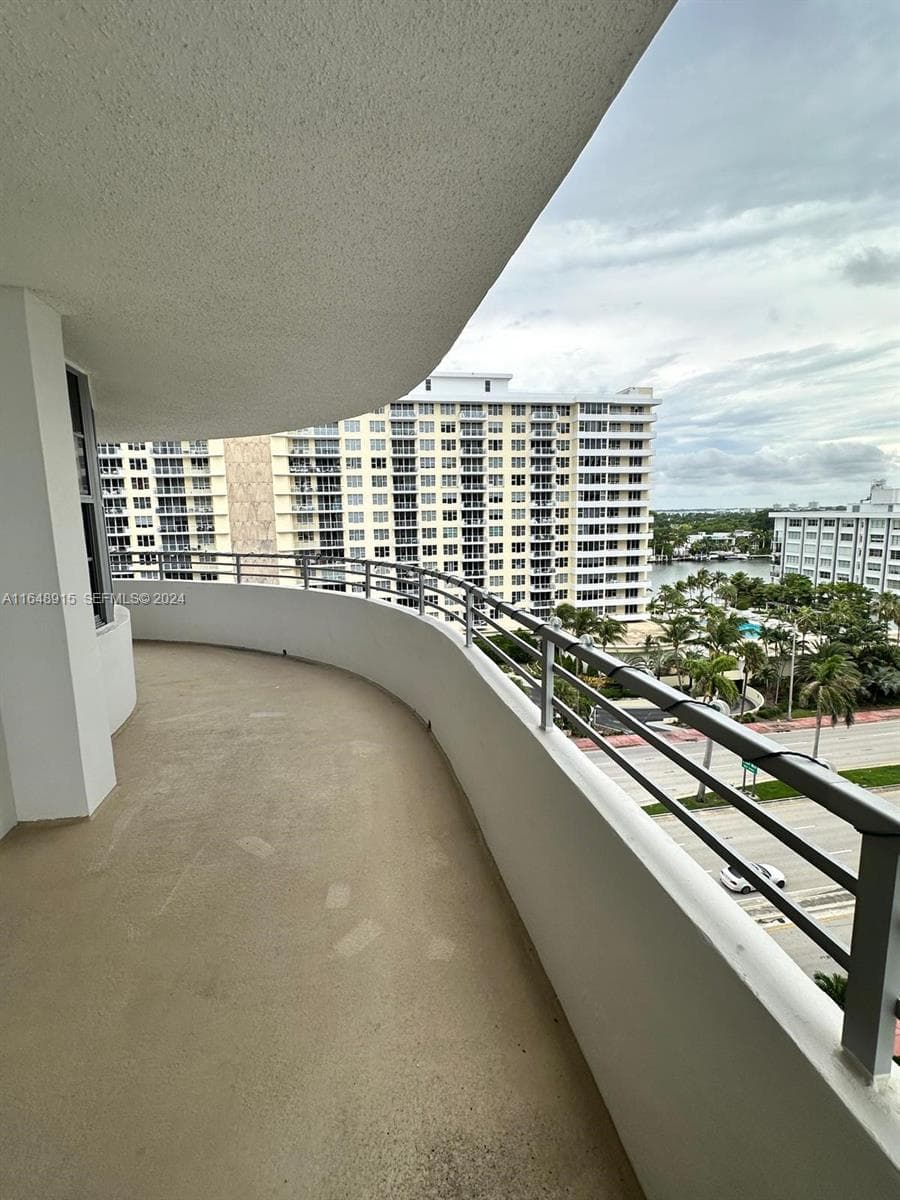 5555 Collins Ave # 10B, Miami Beach FL 33140 photo 3