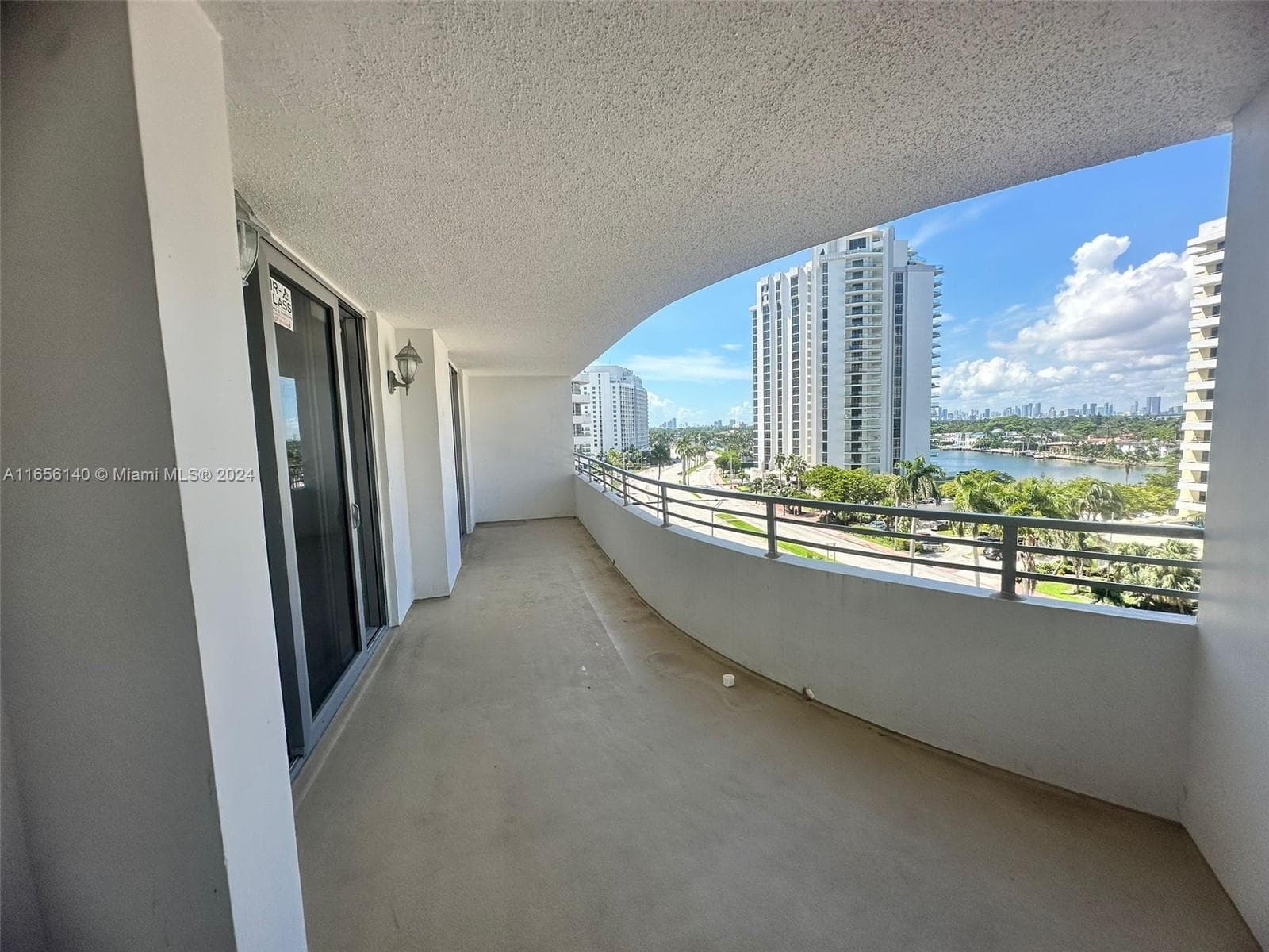 5555 Collins Ave # 8Z, Miami Beach FL 33140 photo 4