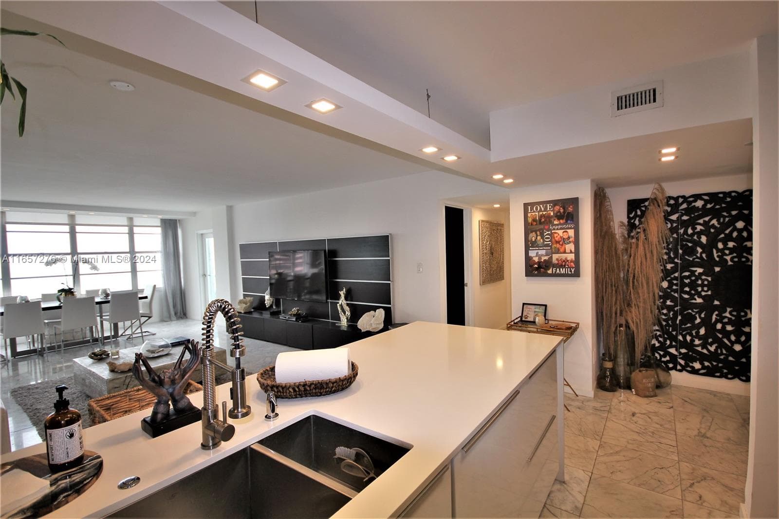 5151 Collins Ave # 933, Miami Beach FL 33140 photo 2
