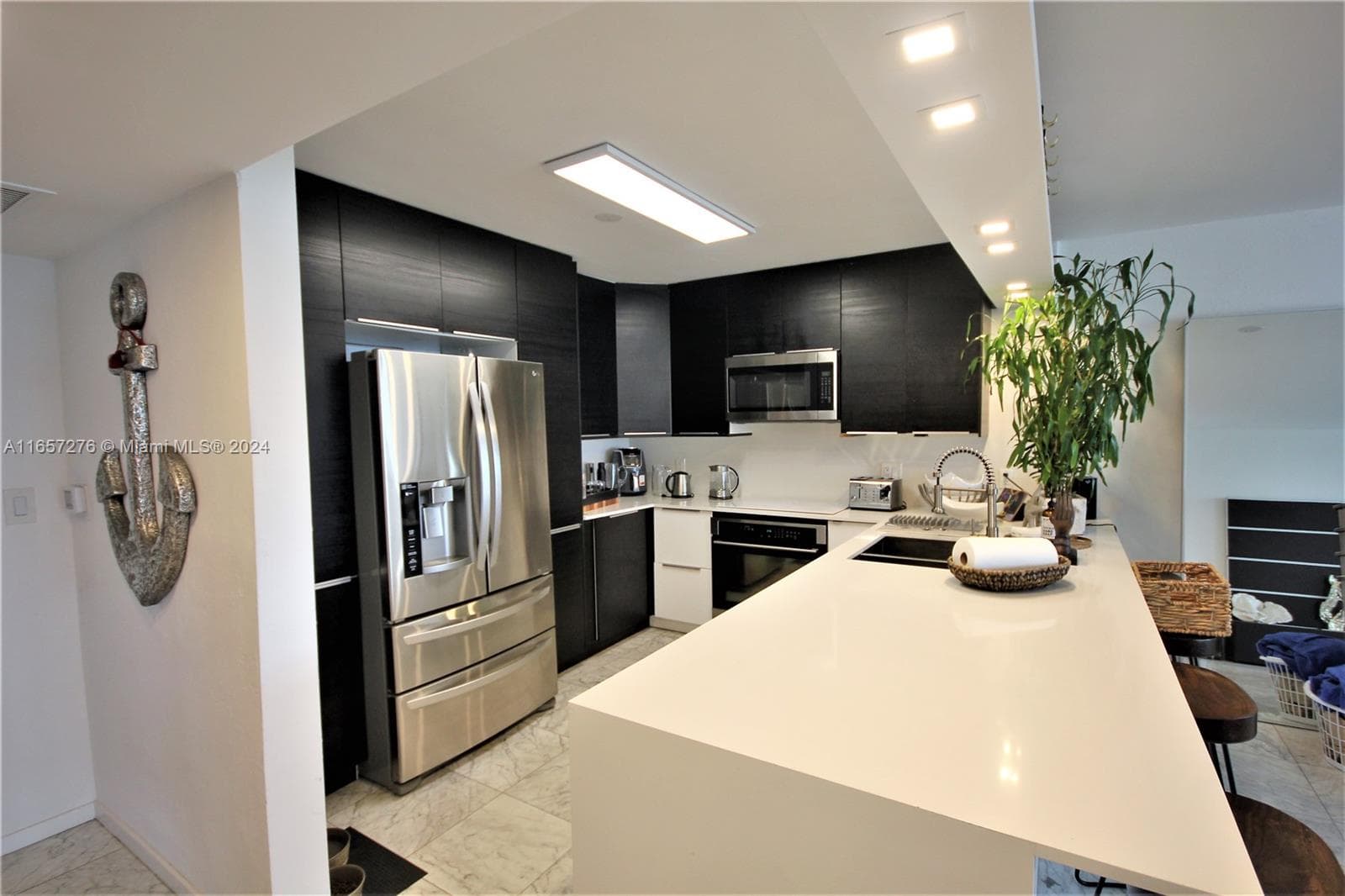 5151 Collins Ave # 933, Miami Beach FL 33140 photo 3