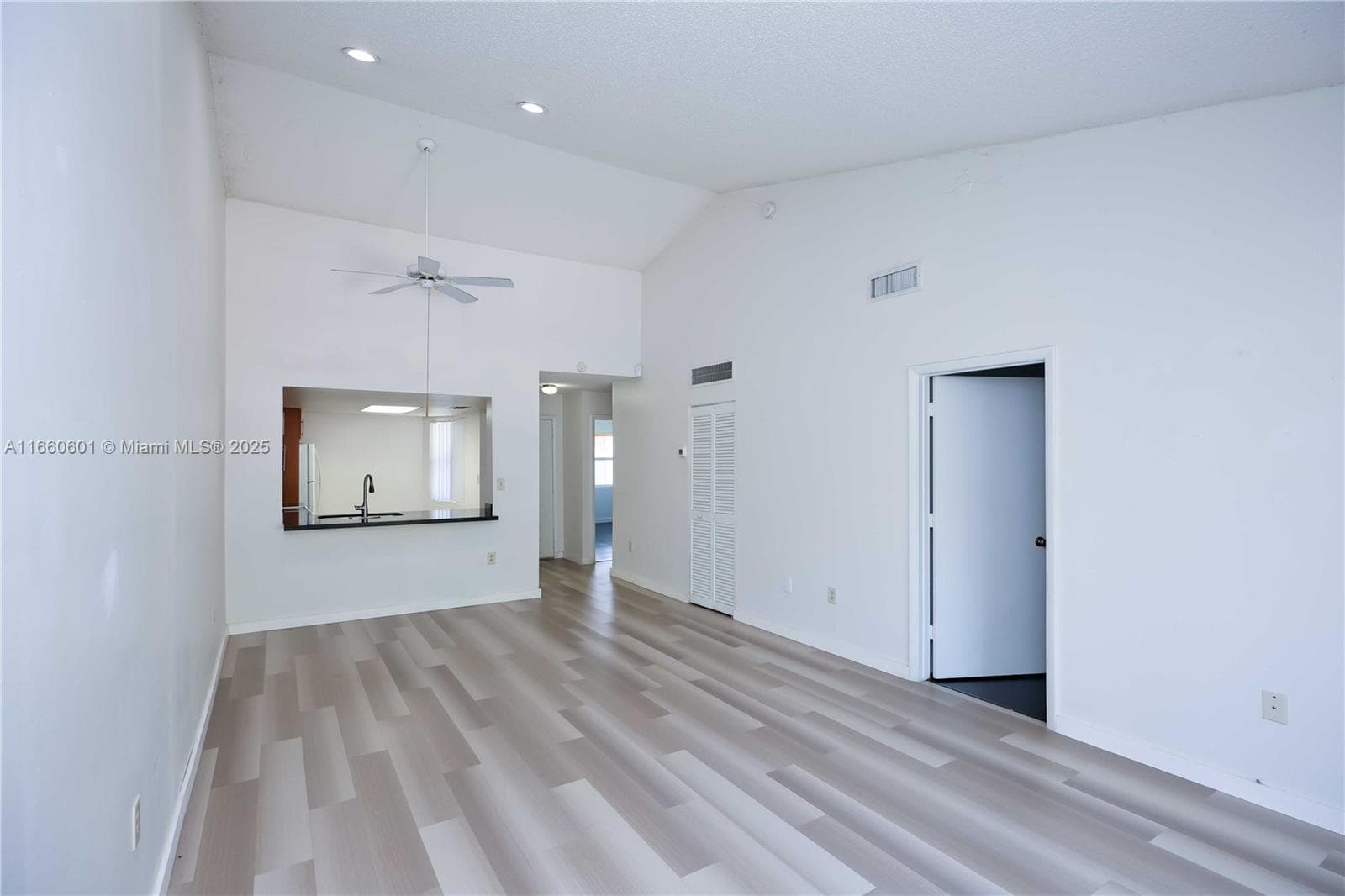 446 SW 113th Way # 446, Pembroke Pines FL 33025 photo 2