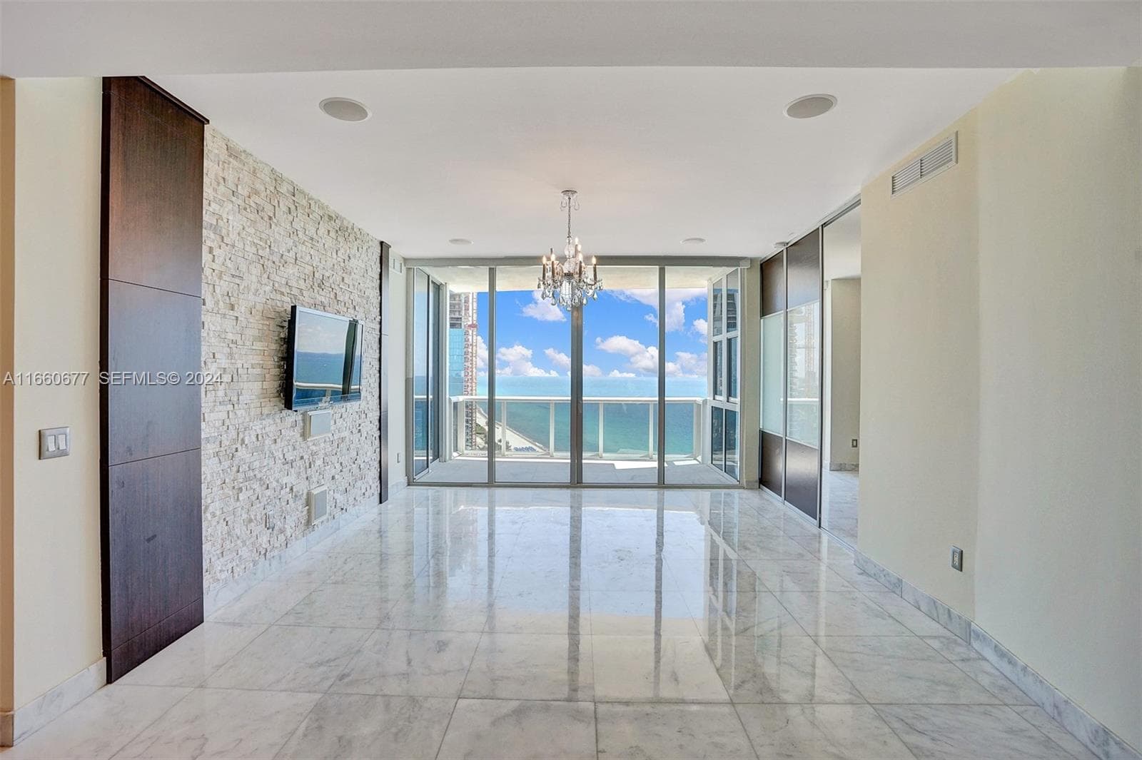 18201 Collins Ave, Sunny Isles Beach FL 33160 photo 2