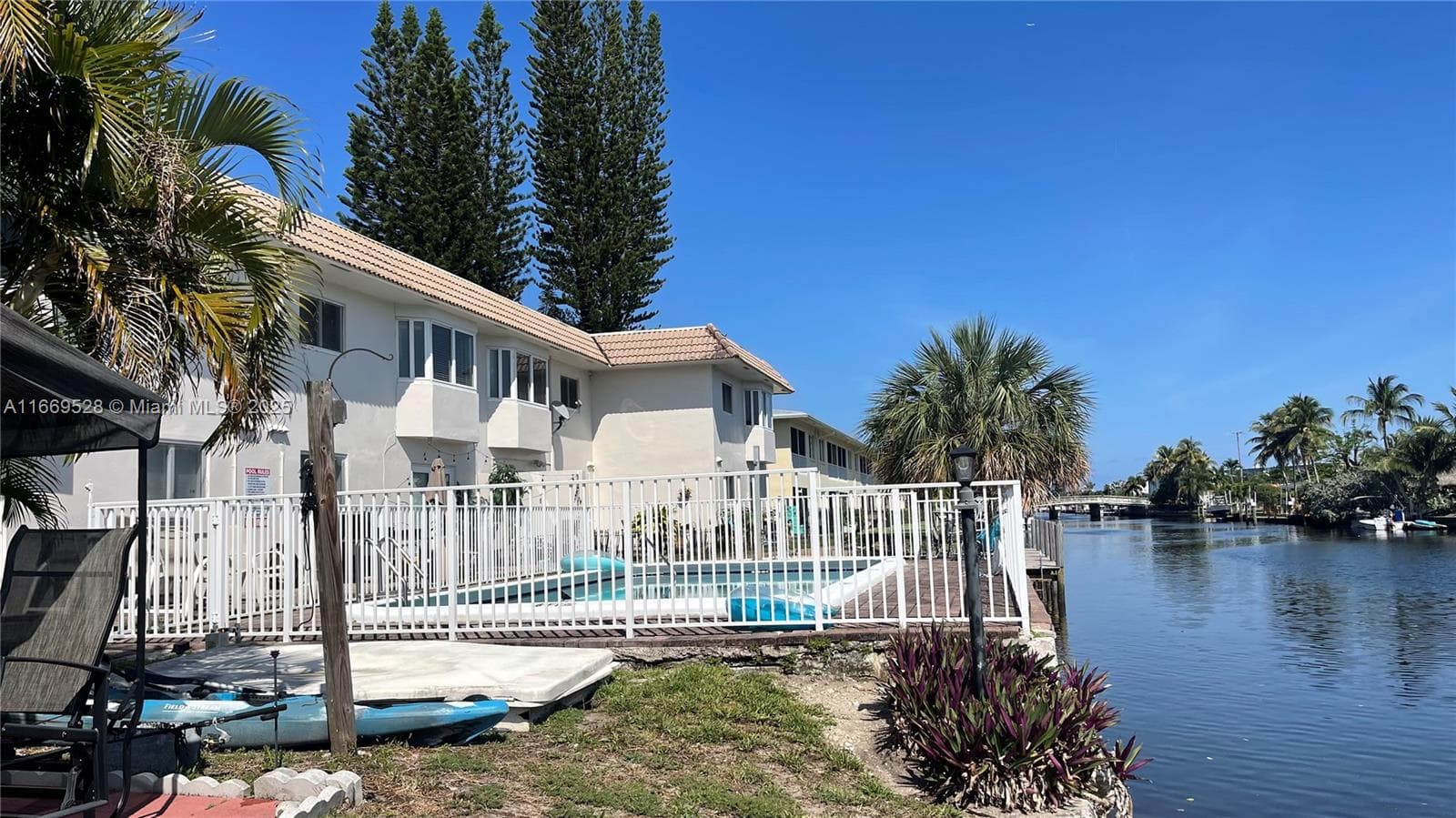 840 Pine Dr # 103, Pompano Beach, FL 33060 photo 2