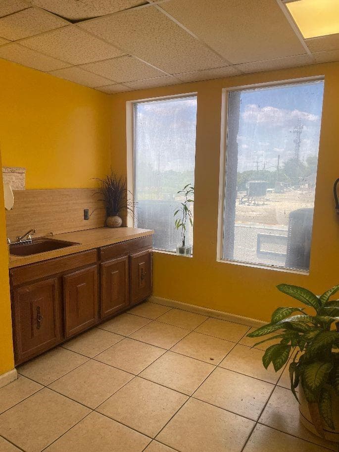 1075 Sunset Strip, Sunrise FL 33313 photo 4