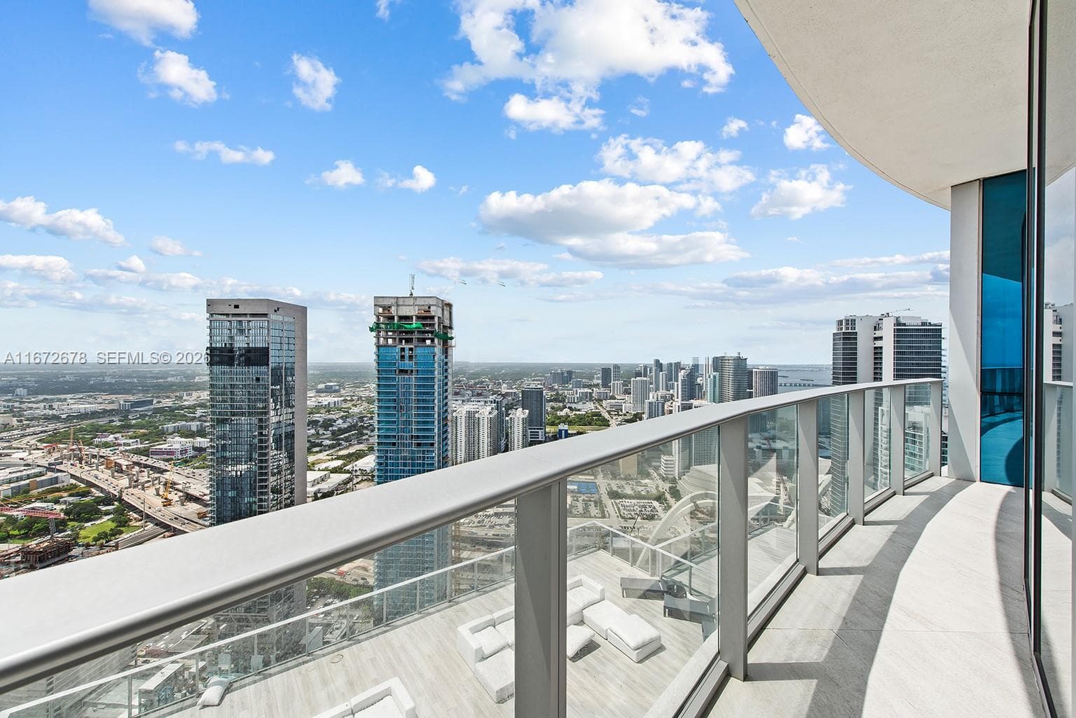 851 NE 1st Ave # 5402, Miami FL 33132 photo 5