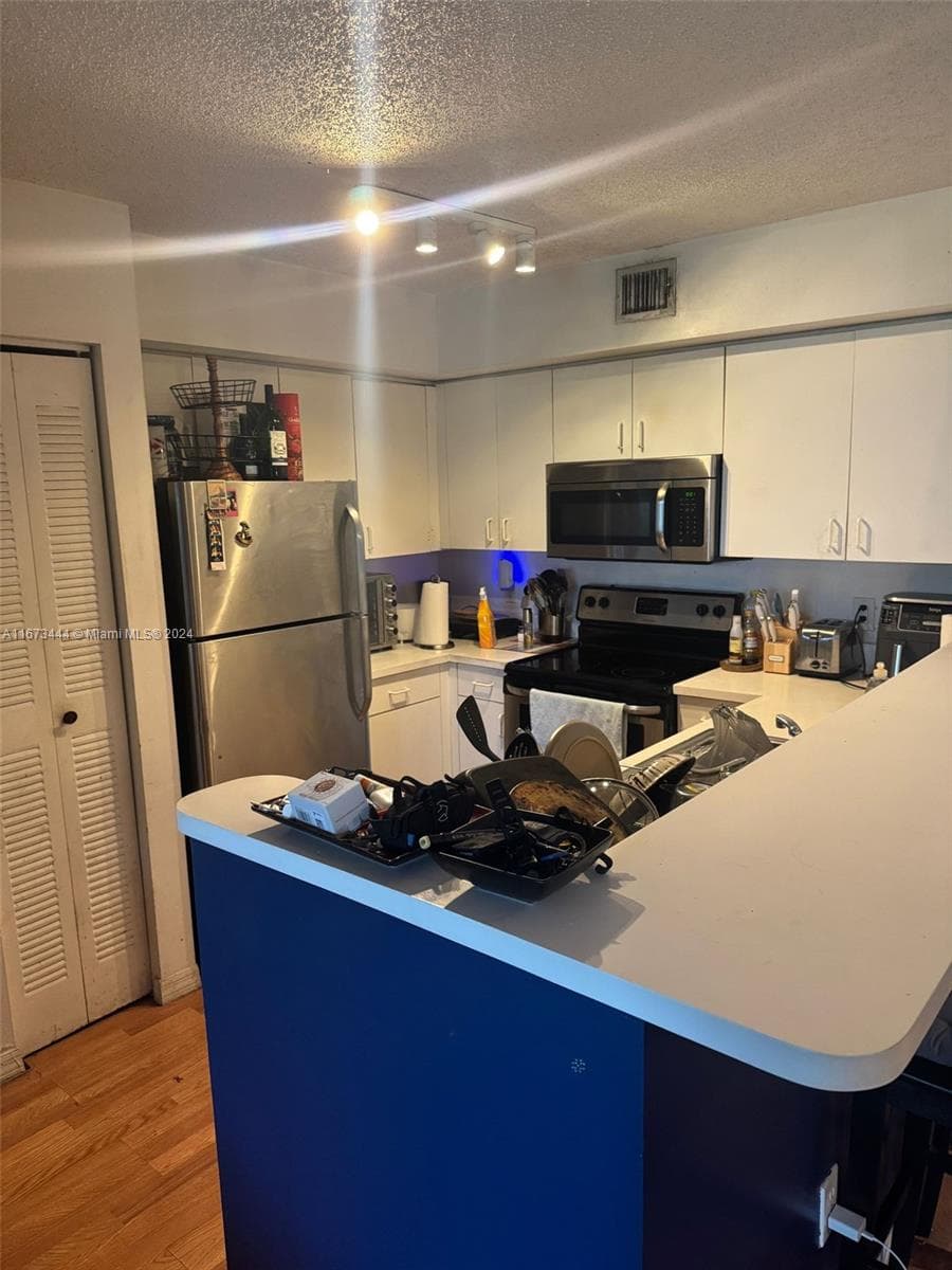 4580 NW 107th Ave # 13, Doral FL 33178 photo 3
