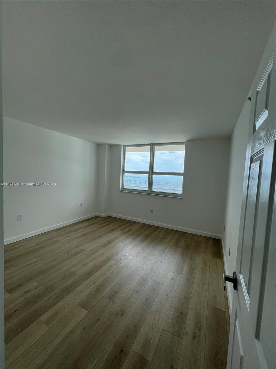 1155 Brickell Bay Dr # 3205, Miami FL 33131 photo 5