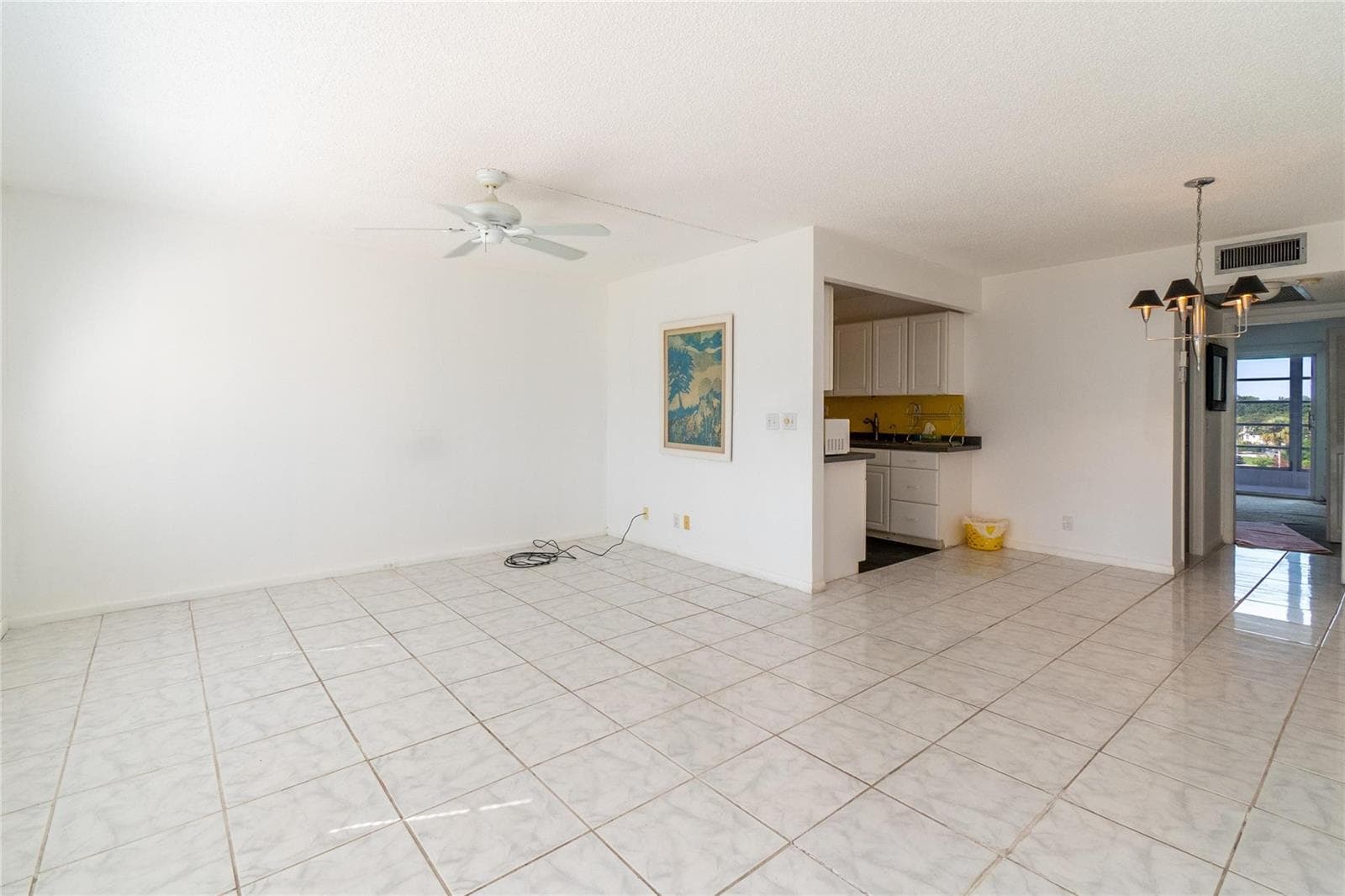 4035 Cambridge B # 4035, Deerfield Beach FL 33442 photo 4