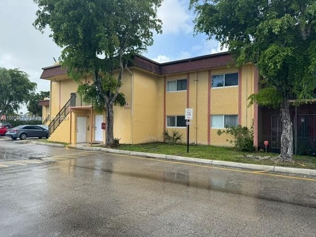 2860 NW 55th Ave # 2D, Lauderhill FL 33313 photo 3