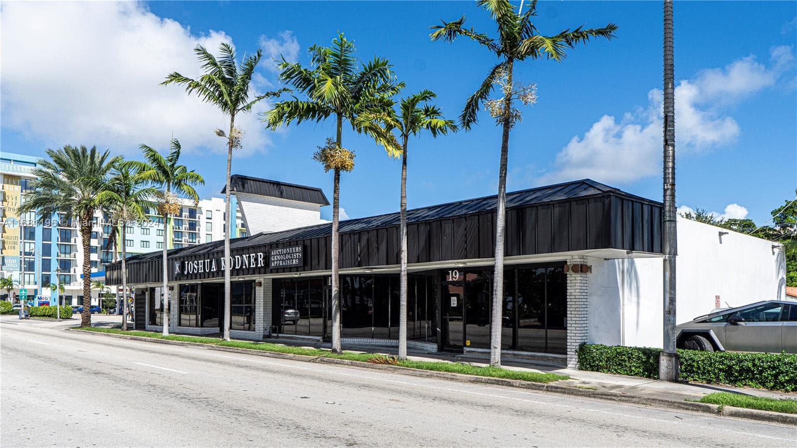 17 S Federal Hwy, Dania Beach FL 33004 photo 2
