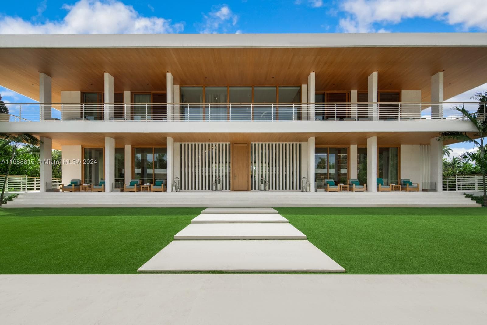1510 W 25th St, Miami Beach FL 33140 photo 2
