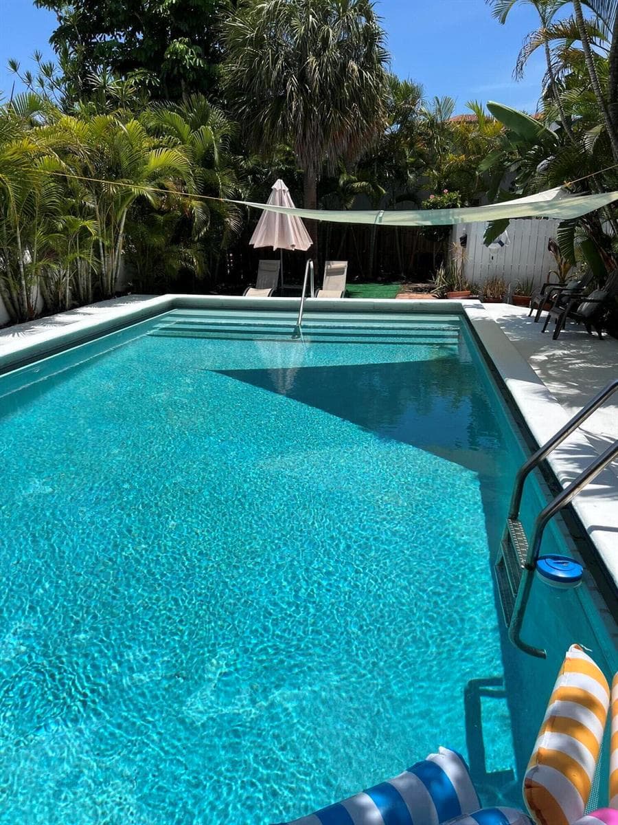 1912 NE 6th Street, Deerfield Beach FL 33441 photo 3