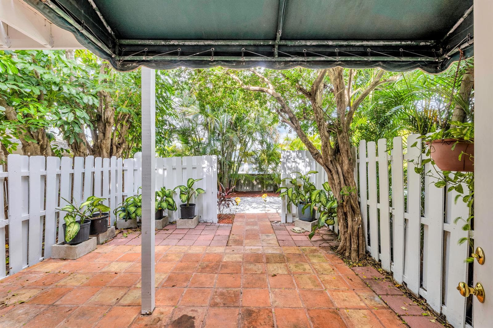 1912 NE 6th Street, Deerfield Beach FL 33441 photo 5