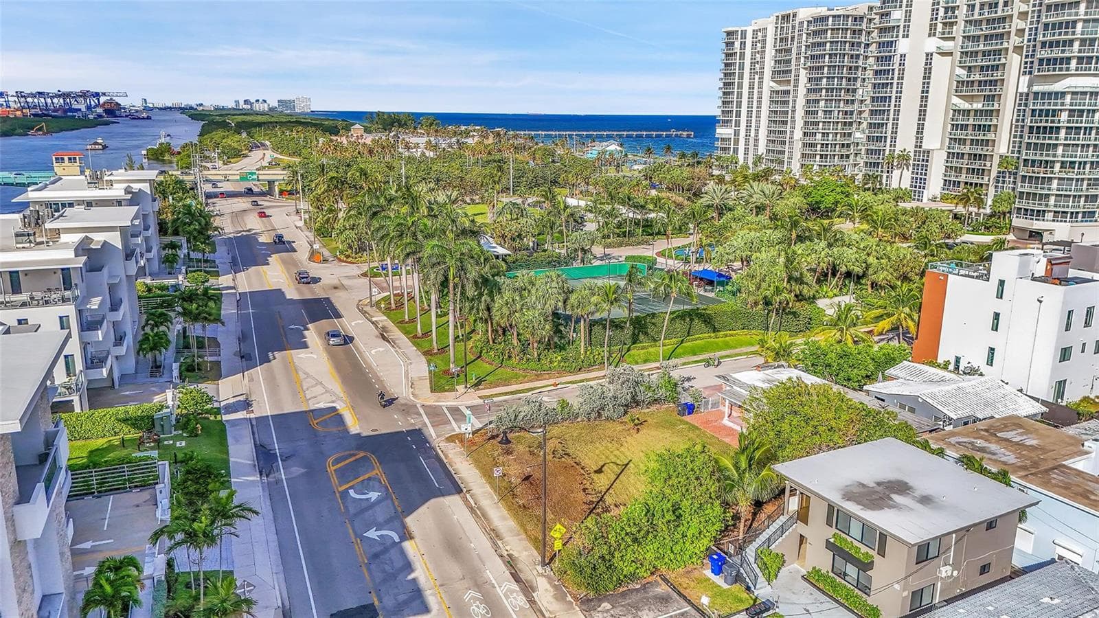 356 Balboa Street, Hollywood FL 33019 photo 4