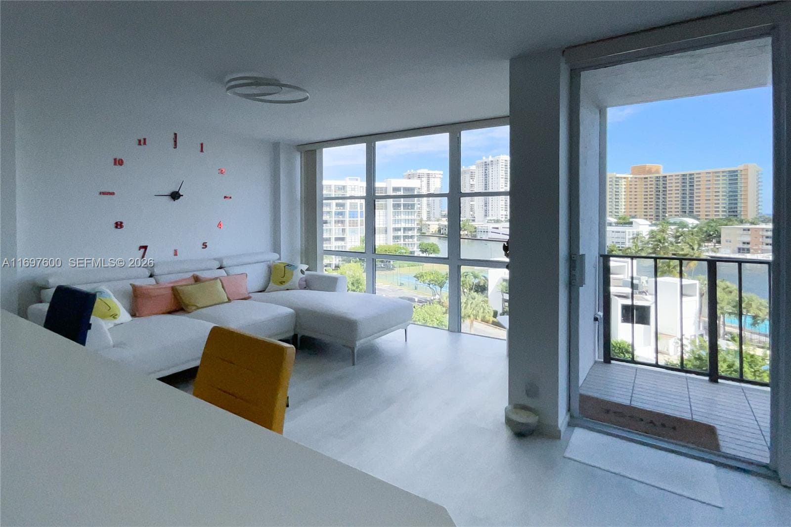 800 Parkview Dr # 708, Hallandale Beach FL 33009 photo 5