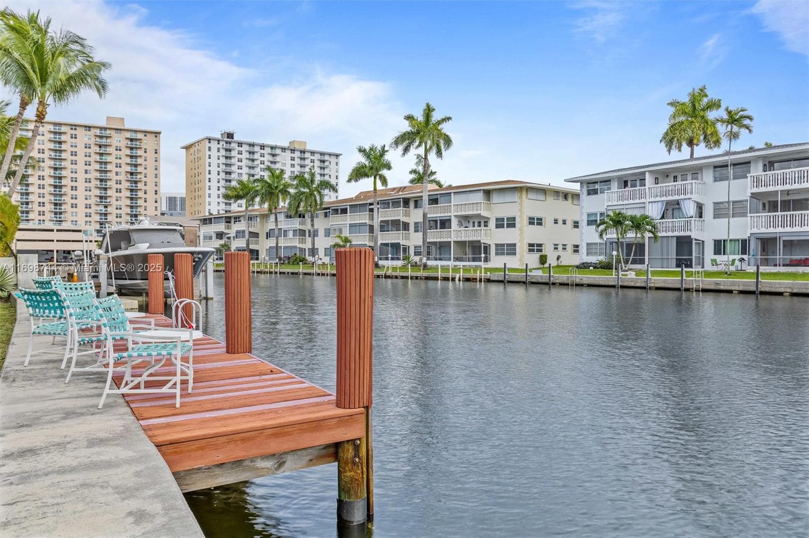 501 Blue Heron Dr # A, Hallandale Beach FL 33009