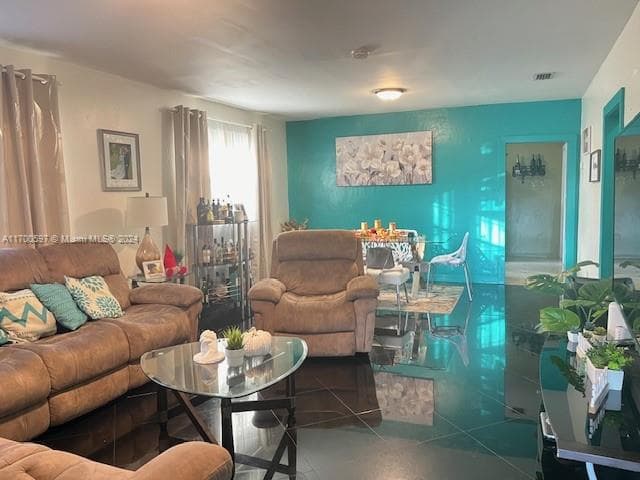 161 NW 35th St, Miami FL 33127 photo 4