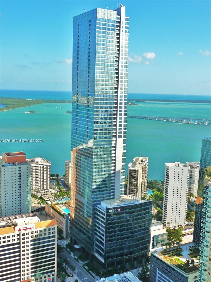 Four Seasons Residences Miami photo 4