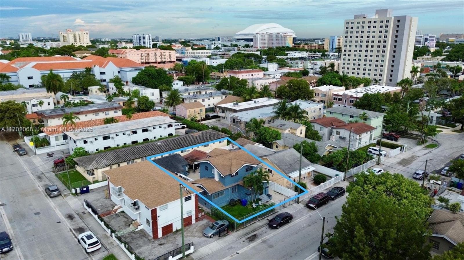 236 SW 10 Avenue, Miami FL 33130 photo 2