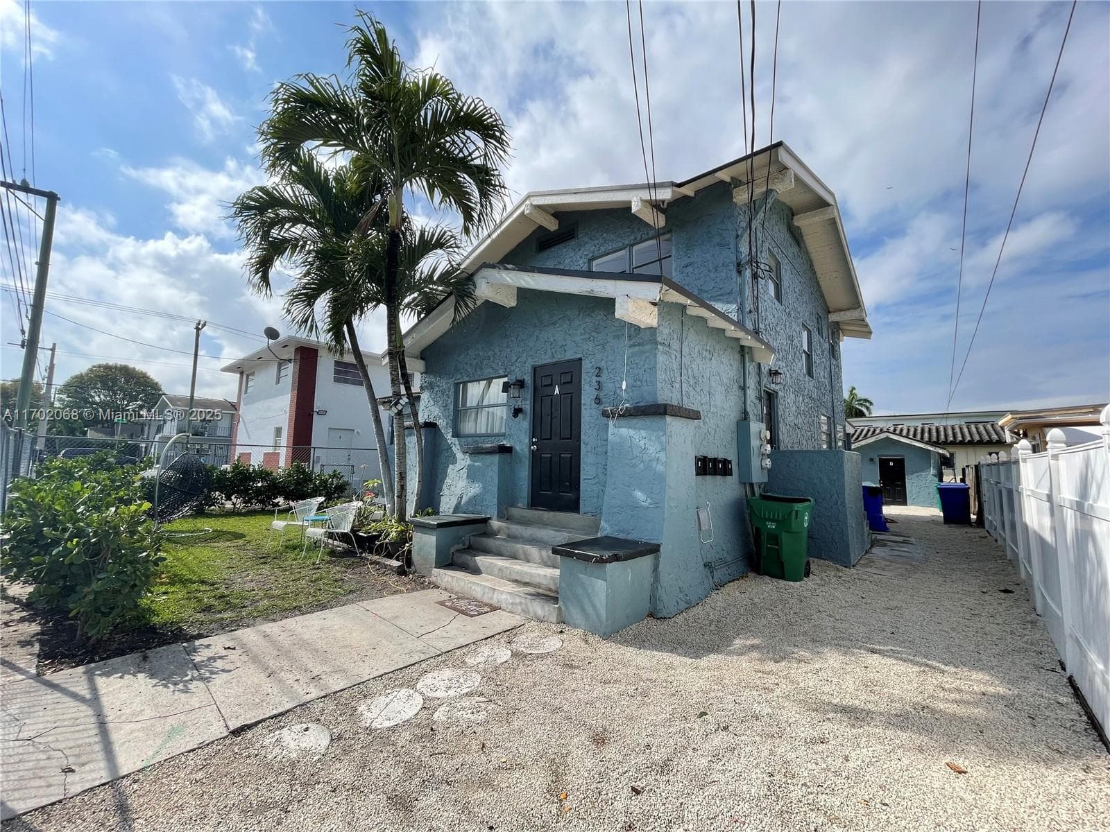 236 SW 10 Avenue, Miami FL 33130 photo 3