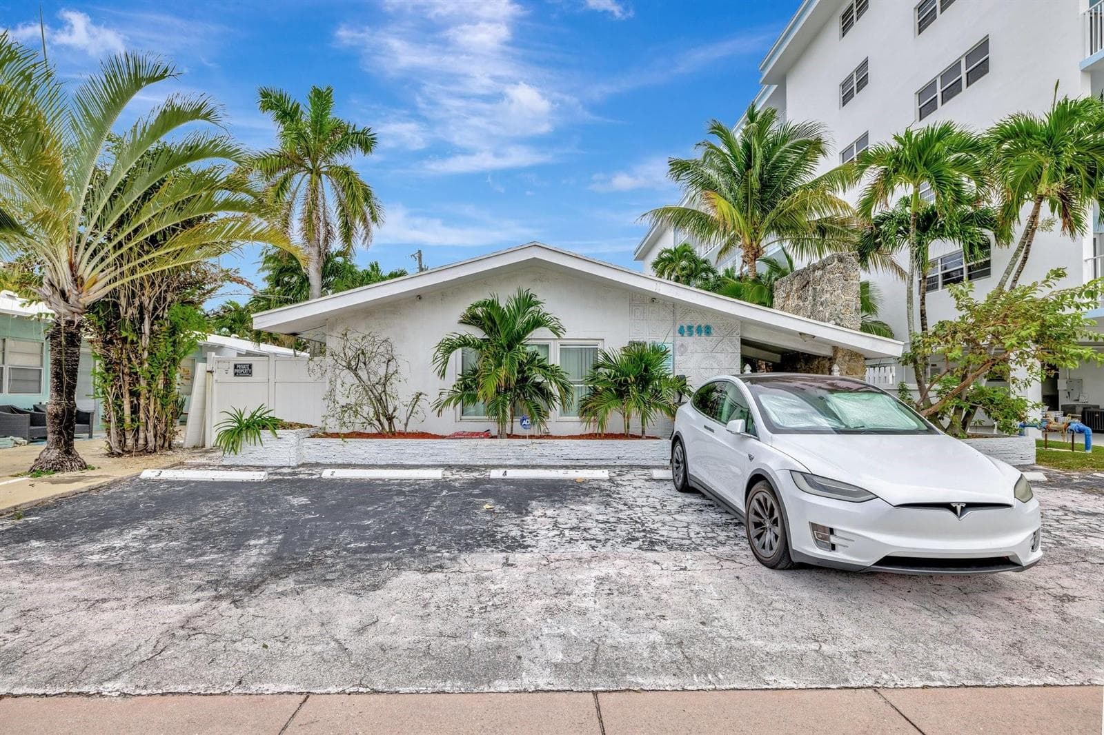 4548 N Ocean, Lauderdale By The Sea FL 33313 photo 3