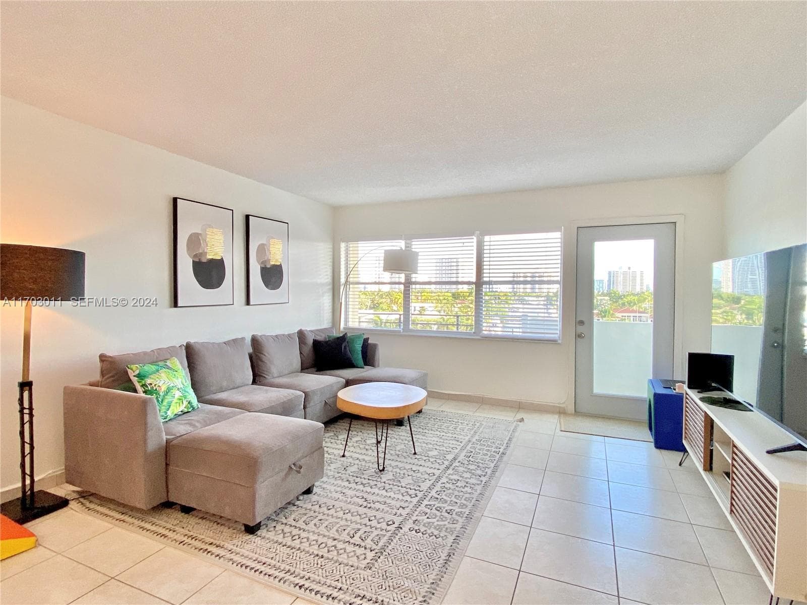 401 Golden Isles Dr # 505, Hallandale Beach FL 33009 photo 4