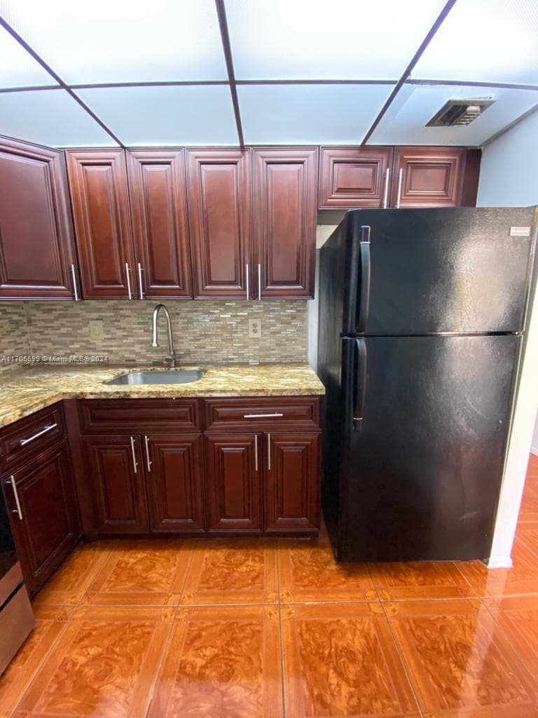 15600 NW 7th Ave # 520, Miami FL 33169 photo 4