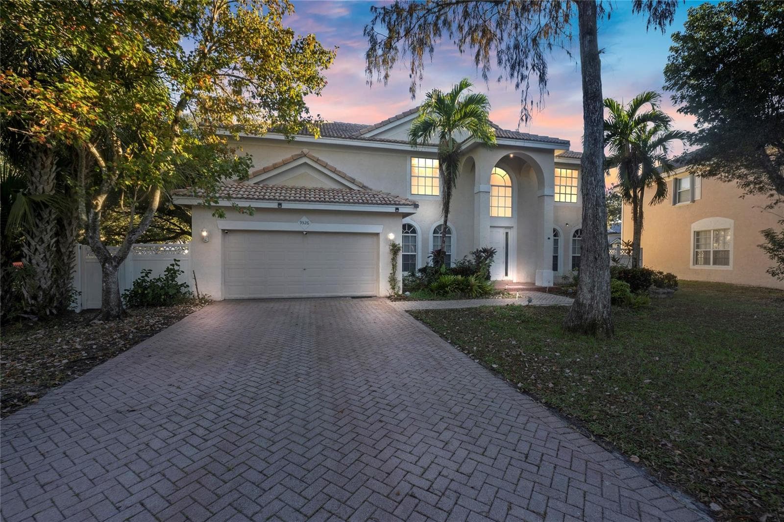 9526 NW 52nd Place, Coral Springs FL 33076 photo 2