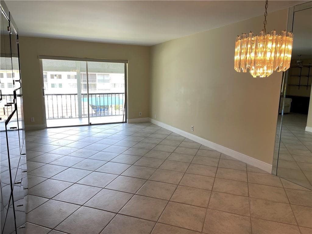 9410 N Hollybrook Lake Drive # 310, Pembroke Pines FL 33025 photo 5