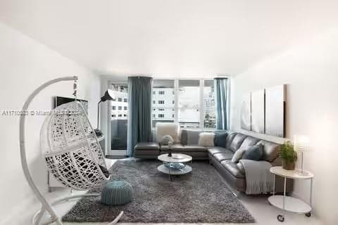 100 Lincoln Rd # 739, Miami Beach, FL 33139 photo 4