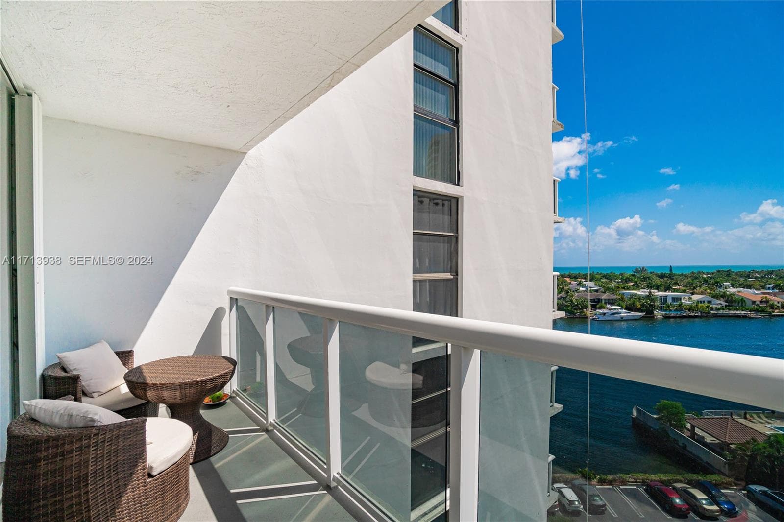 20515 E Country Club Dr # 1048, Aventura FL 33180 photo 4