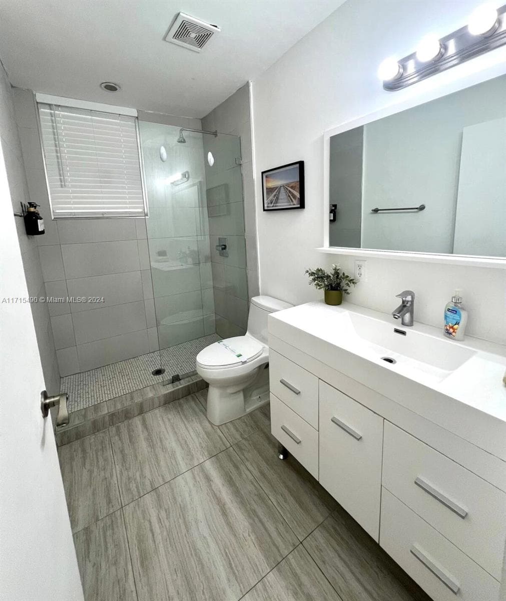 1611 Meridian Ave # 102, Miami Beach FL 33139 photo 5