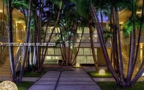 1816 Meridian Ave # 13, Miami Beach FL 33139 photo 4