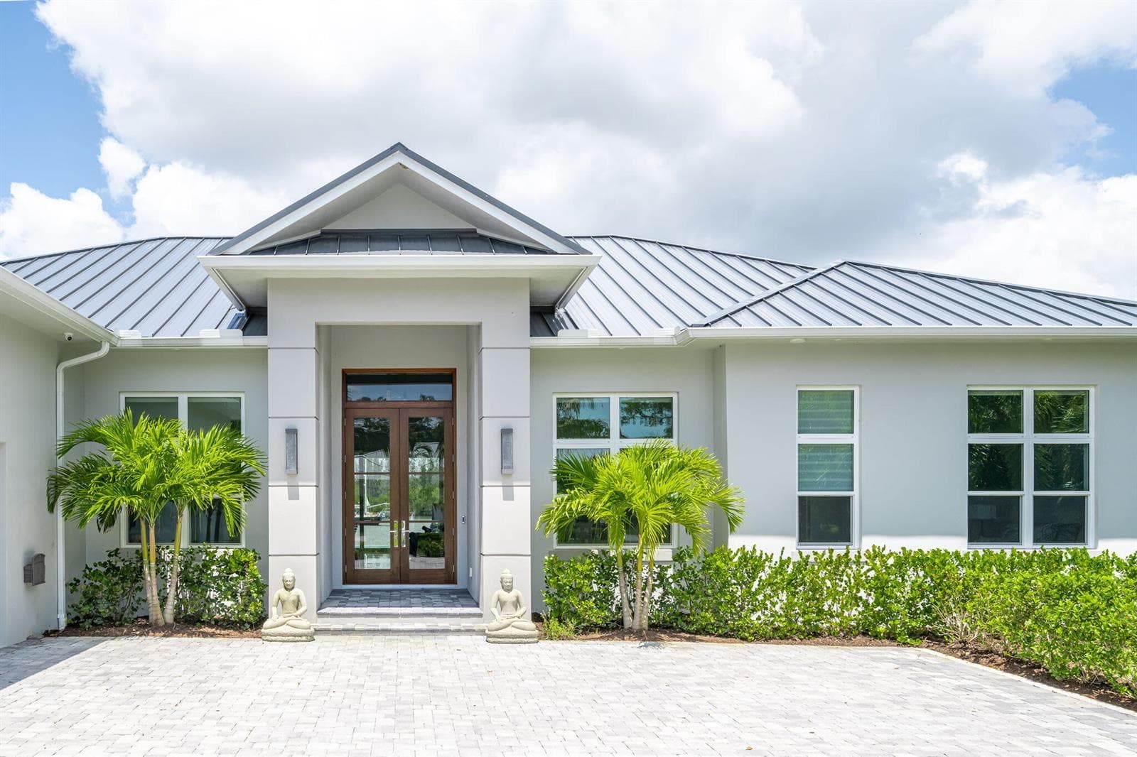 3937 Indian River Drive E, Vero Beach FL 32963 photo 4