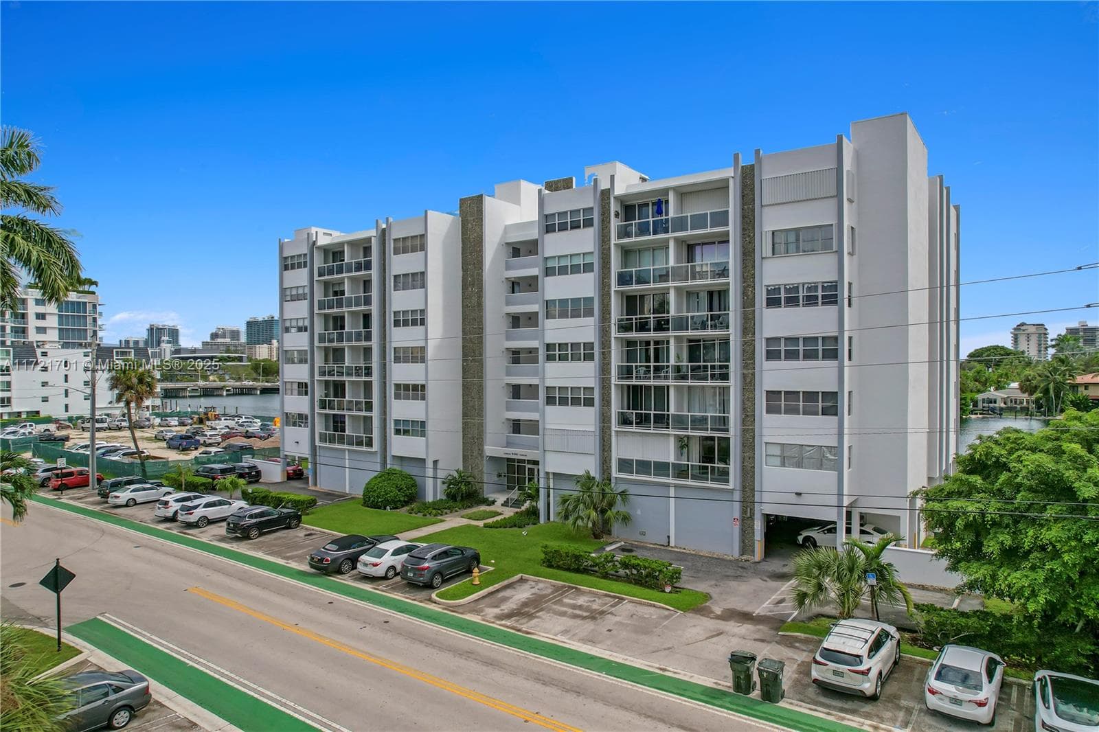 9381 E Bay Harbor Dr # 401N, Bay Harbor Islands FL 33154