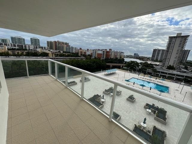 230 174th Street # 814, Sunny Isles Beach FL 33160 photo 4