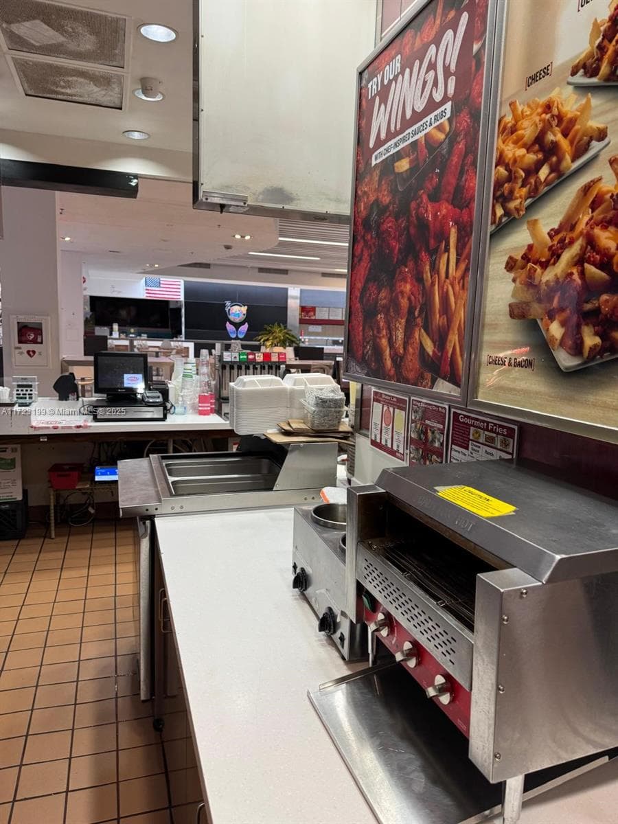 8000 W BROWARD BLVD, Plantation FL 33388 photo 5