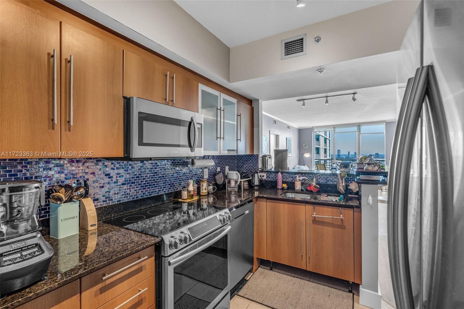 325 S Biscayne Blvd # 3726, Miami FL 33131 photo 4