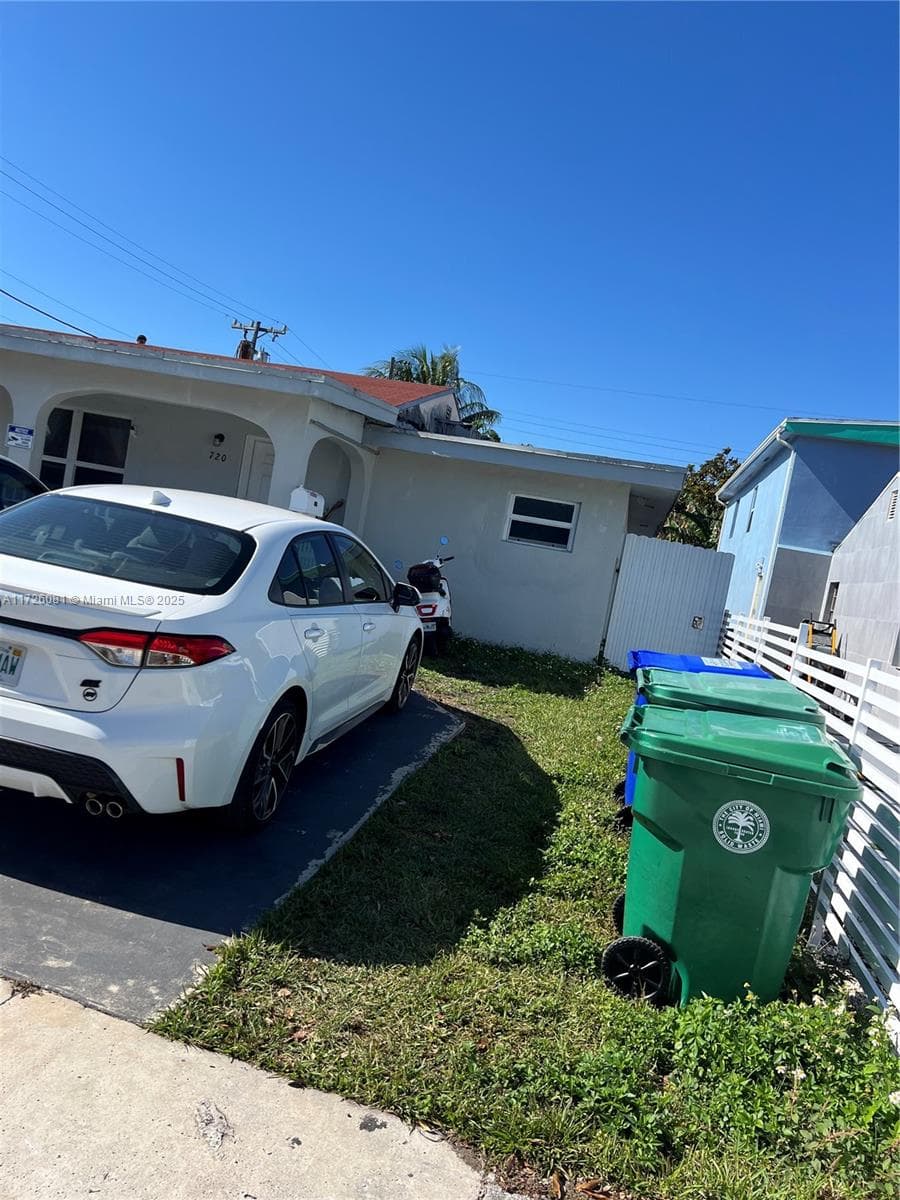 720 NW 30th Ave, Miami FL 33125 photo 5