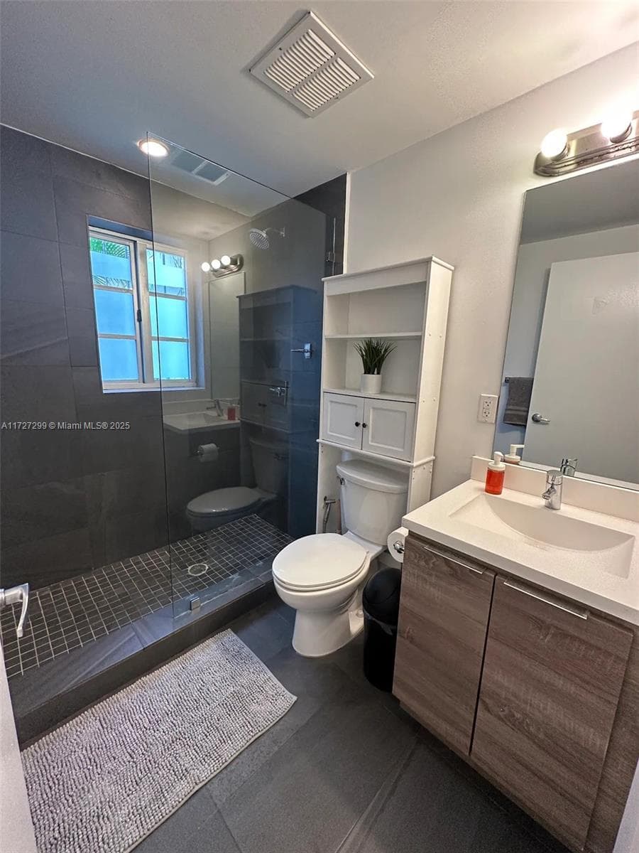 1450 Meridian Ave # 107, Miami Beach FL 33139 photo 5