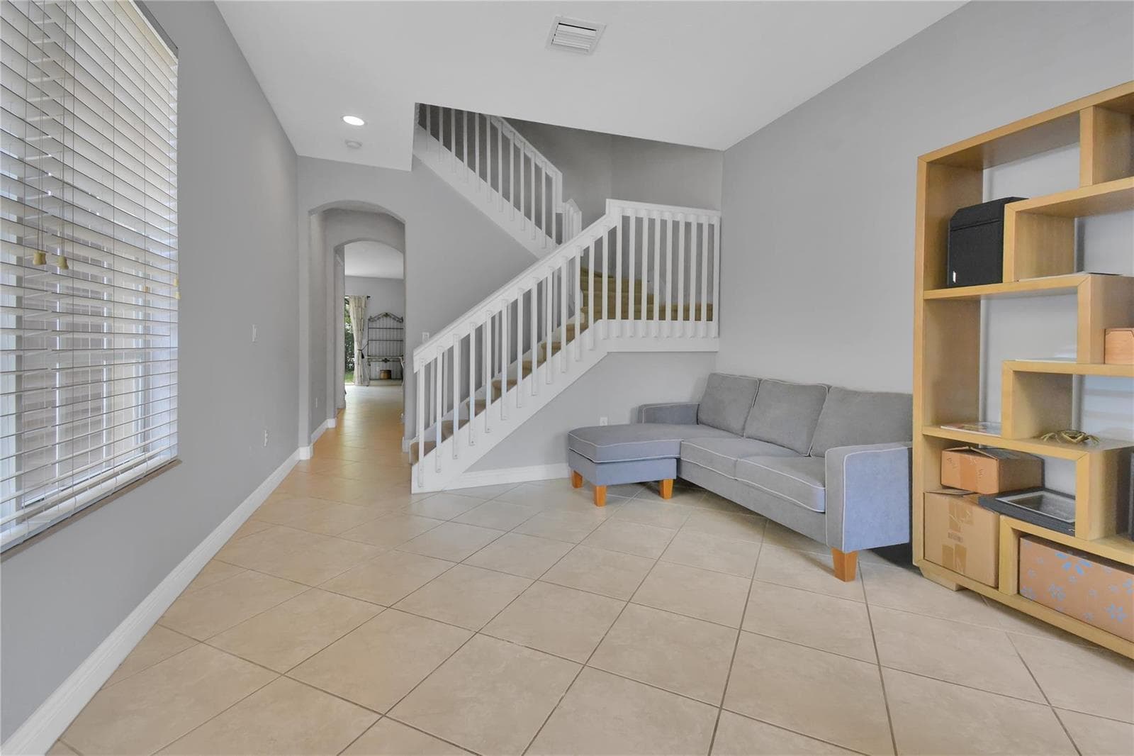 6927 Julia Gardens Drive, Coconut Creek FL 33073 photo 3
