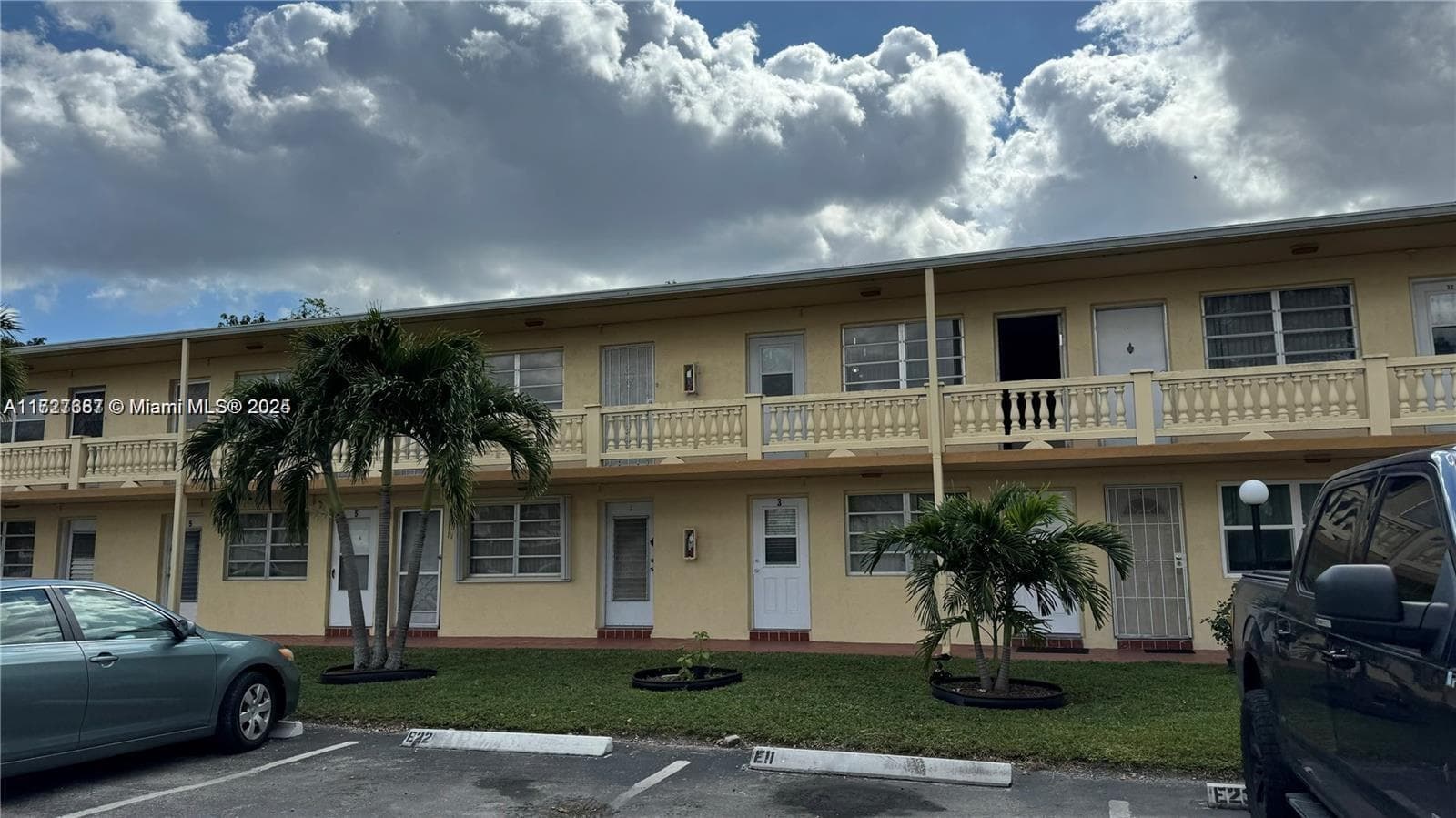 160 NE 203rd Ter # 18, Miami Gardens FL 33179