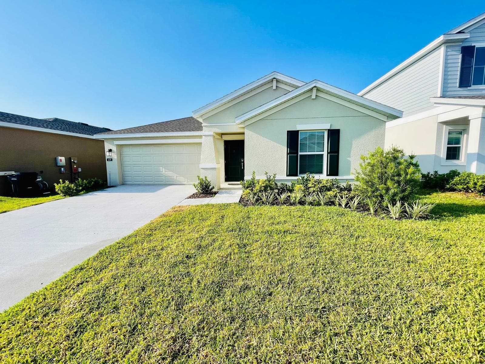 639 Daring Drive, Davenport FL 33837 photo 2