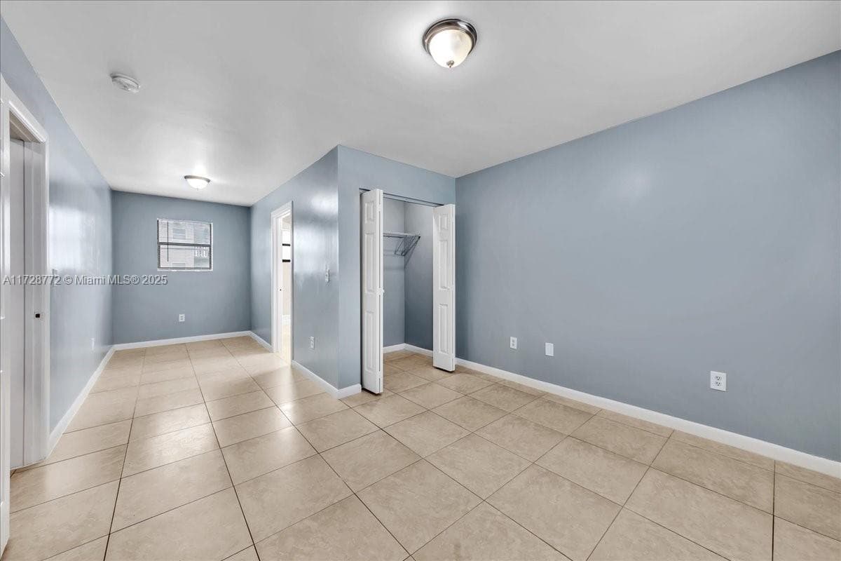365 NW 8th St # 211, Miami FL 33136 photo 4