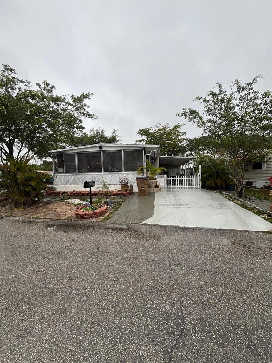 321 NW 48th Court, Pompano Beach FL 33064 photo 3